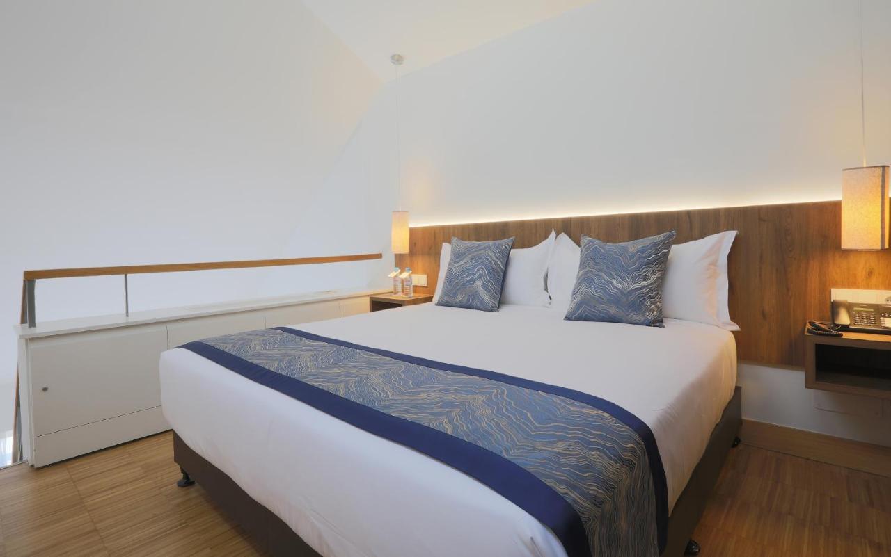 Hotel Villa Odon Вильявисьоса-де-Одон Экстерьер фото